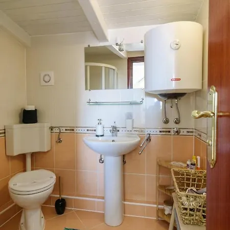 Riva 3 Apartment *