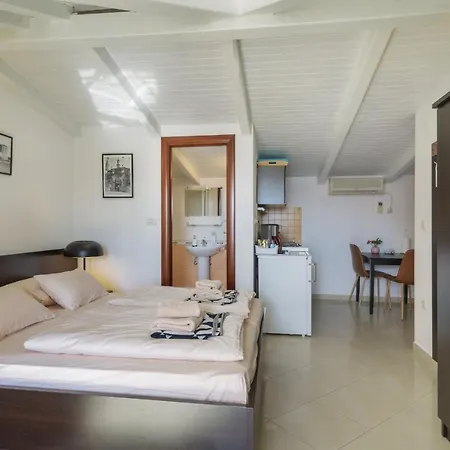 Apartment Riva 3 Trogir